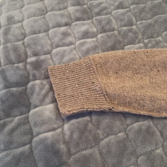 NWOT - Wallace cashmere, Lambs wool cardigan. Size Medium. - Picture 10 of 14